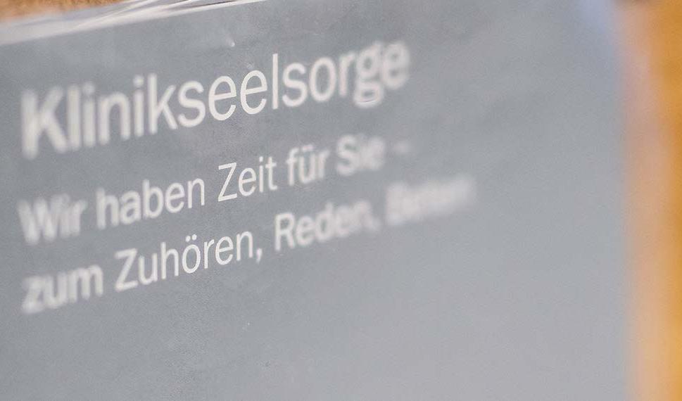 Slide Broschüre Krankenhausseelsorge
